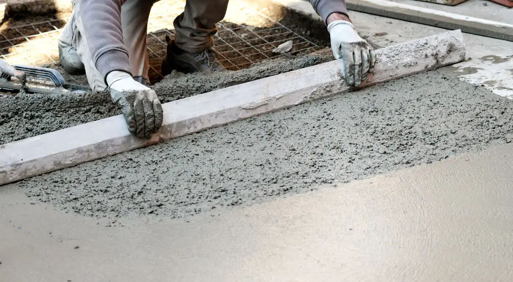 Making and levelling concrete