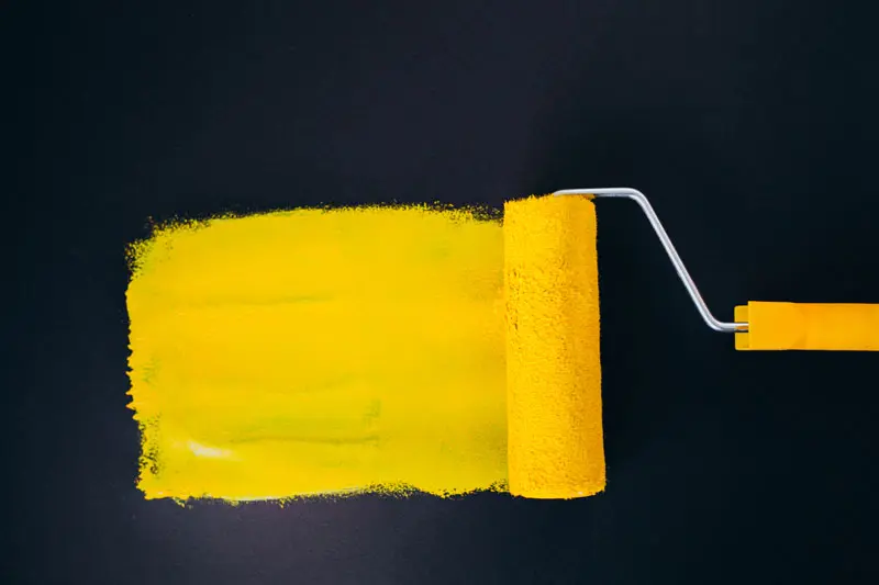 Painting roll yellow paint